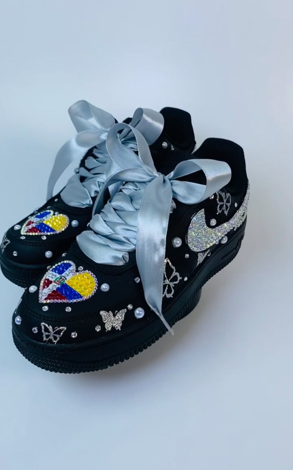Tenis Negros Quinceañera Mariposa
